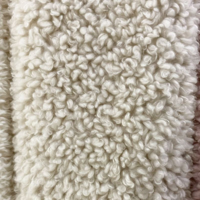 Plush Stof 100% Polyester Imitatie Wol Stof voor Kleding Min Bestelling 500 Meter