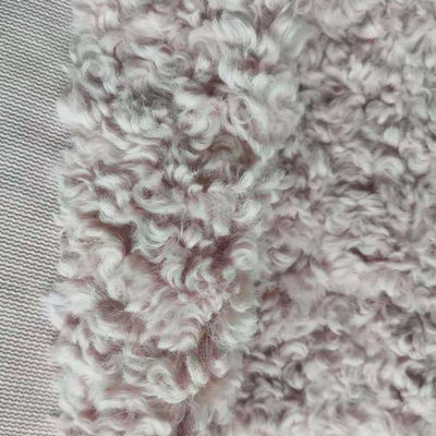 Anti-static weft gebreide valse bontstof gebreide dameskleding met 100% polyester