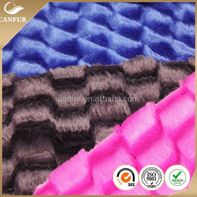 100% Polyester Gebreide PV Plush Stof Met Garens Aantal Als Per Uw Verzoek
