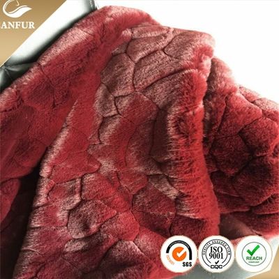 Detailhandel in gebreide kunstmatige vacht met polyester / acryl voormateriaal