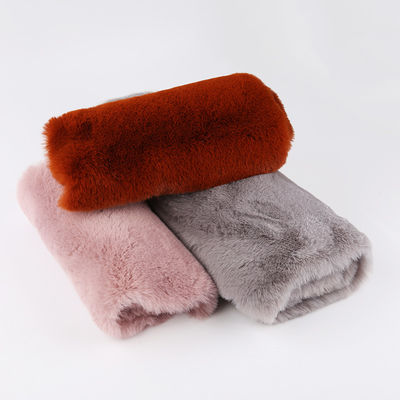 Superzacht 100% polyester 20-25mm D gebreide stof konijnen bont stof voor de comfortabiliteit