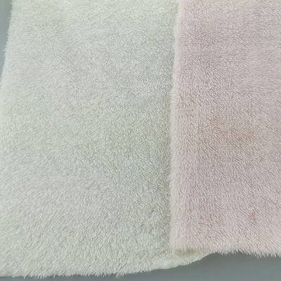 Britse markt 58/60" breedte Wit polyester bontstof met 96F dichtheid