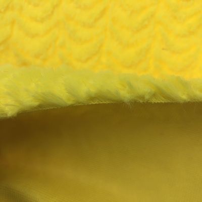 Hoge duurzaamheid laagstapel borstel PV pluisstof bloem voor kledingstukken of speelgoed