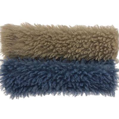 Voorkant Materiaal 100% polyester Long Pile Faux Fur Stof voor gezellige en stijlvolle kleding