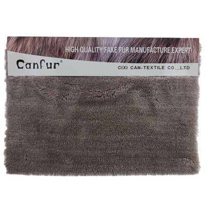 100% polyester, kationisch gekleurd gebreide Sherpa-vliesstof voor verschillende toepassingen