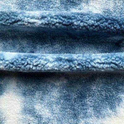 Zacht en duurzaam 380 gm gemengd gekleurd lamsvellenstof voor kleding