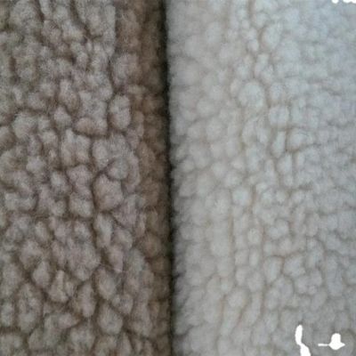 2023 Midden tot eind Fabrieken Bestel Polyester Particle Lamb Wool voor bekleding in luxe stijl