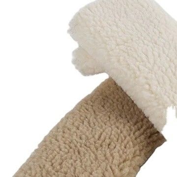 2023 Midden tot eind Fabrieken Bestel Polyester Particle Lamb Wool voor bekleding in luxe stijl