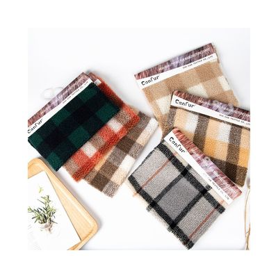 100% polyester meerkleurig lamswol van jacquard voor de productie van winterkleding