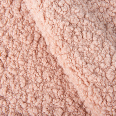 Polyester stoffen voor sofa's Teddy pels Stoffen voor speelgoed en kleding Alle kleuren zijn leverbaar