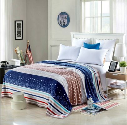 Super zachte flanel vol 100% polyester 80 baby deken gewikkeld in elke Pantone kleur