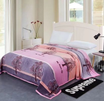 Super zachte flanel vol 100% polyester 80 baby deken gewikkeld in elke Pantone kleur