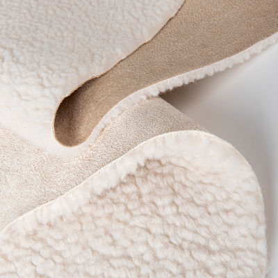 Populair ontwerp Hometextile SOLIDS Patroon Polyester Suede Stof voor kleding en sofa