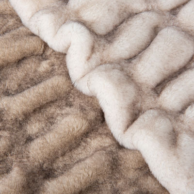 Dikke zware stoffen voor textielproducten voor huishoudens Geverfd vals konijnen bont 100% polyester elastisch