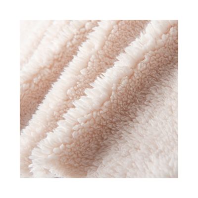 Geprikt superzacht 100 polyester gebreide maatwerk Mirco Sherpa vliesstof voor bekleding