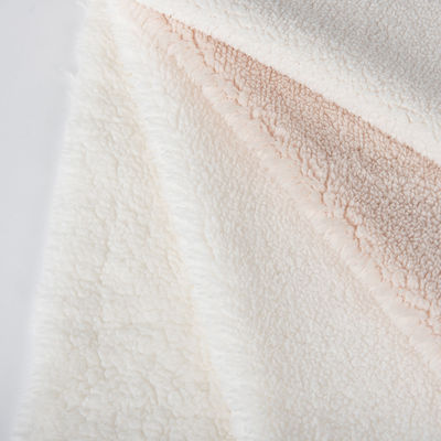 Geprikt superzacht 100 polyester gebreide maatwerk Mirco Sherpa vliesstof voor bekleding