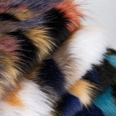 Multicolore Jacquard kunstmatige bontstof voor sexy schoonheidskleding en winterkleding