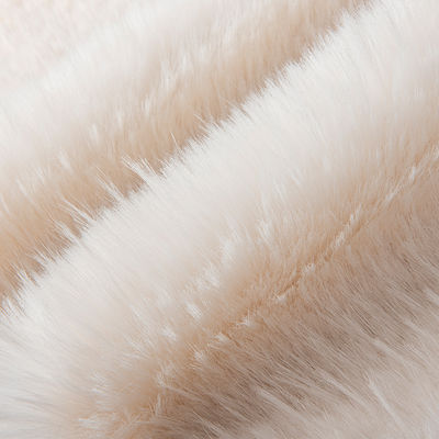 Gepersonaliseerde kleuren Lichaam Fake bont Stof Gebreide 100% polyester voor damesjaskleding