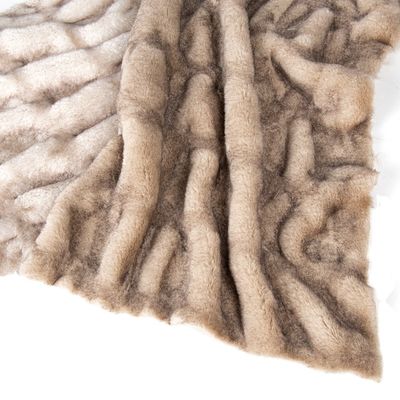 Sneldrogend konijnvelstof De perfecte keuze voor modieuze textielkleding voor thuis