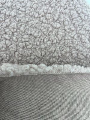 Zwak en duurzaam gebreide weefsel Teddy fleece stof voor huishoudelijk textiel/kleding/speelgoed